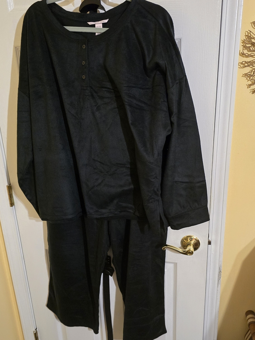 PINK Victoria's Secret Black Henley Velour Lounge Set